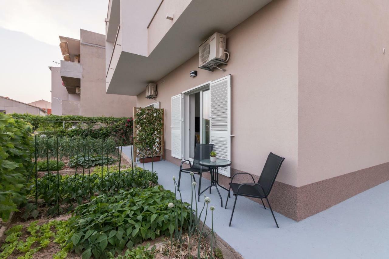 Apartments Lusani Split Exterior foto
